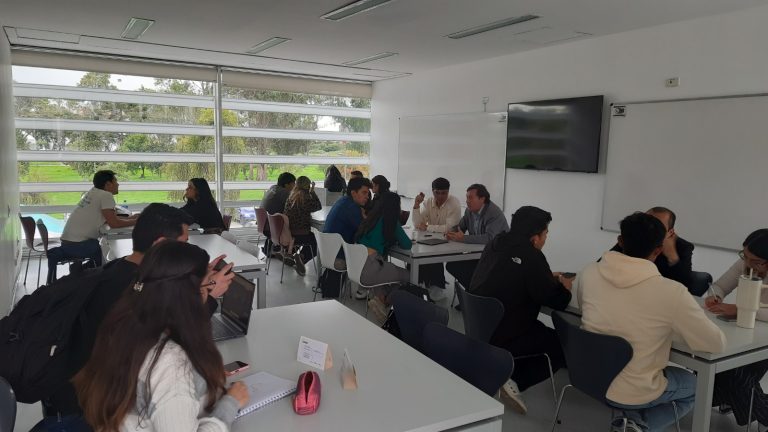 La Rueda de asesorías: una experiencia colaborativa para fortalecer la innovación y el emprendimiento en ingeniería